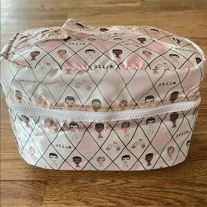NWT Stila Pink & White Patterned Makeup Case